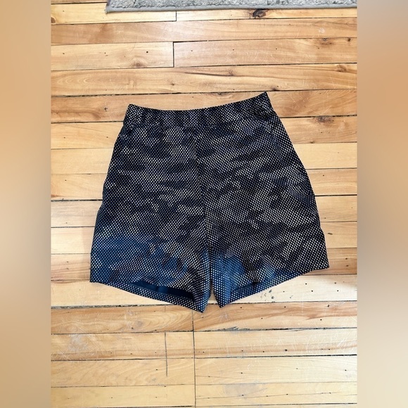 Lululemon Seawheeze 2020 Pace Breaker Shorts - Picture 2 of 7